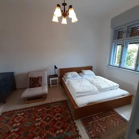 Holiday home Sziget-lak, Strandkozeli Nyaralo *