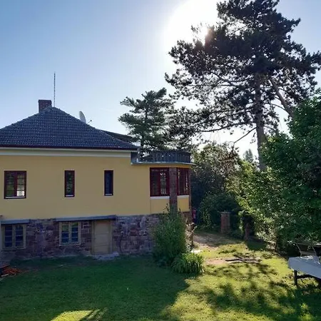 Sziget-lak, Strandkozeli Nyaralo Holiday home *