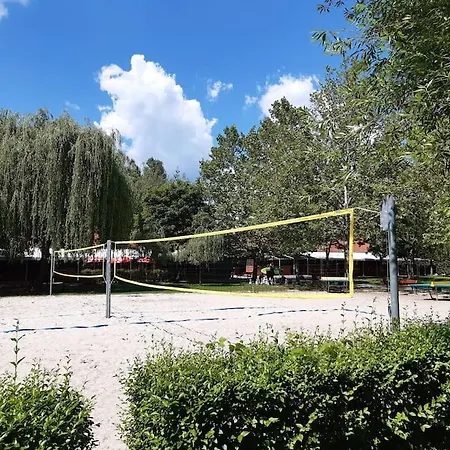 Sziget-lak, Strandkozeli Nyaralo *