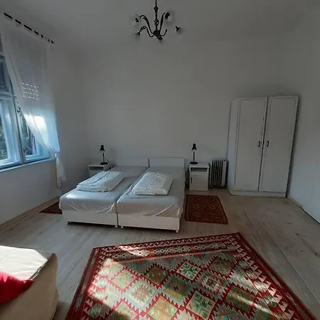 Sziget-lak, Strandkozeli Nyaralo Holiday home Abrahamhegy