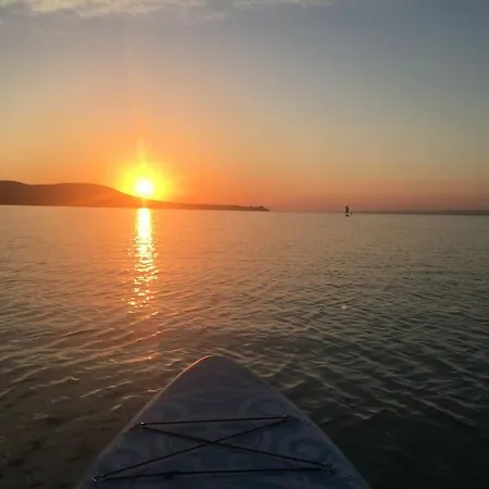Sziget-lak, Strandkozeli Nyaralo *
